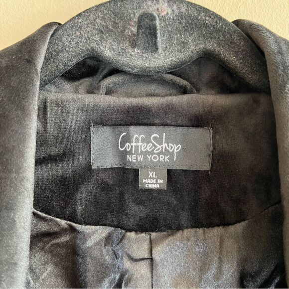 ✨ CoffeeShop New York Black Velvet Moto Jacket XL NWT - Picture 5 of 12